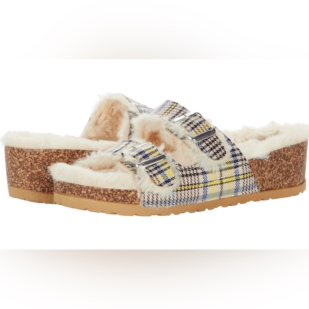 NWT Dirty Laundry plaid Time Out faux fur sandals - sizes 6.5, 7 and 9.5